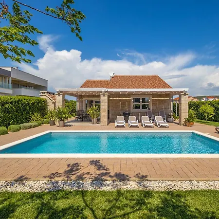 Stina Zadarvillas Villa