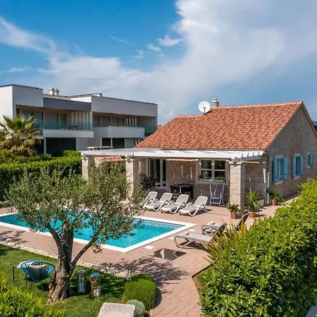 Villa Stina Zadarvillas Sukošan